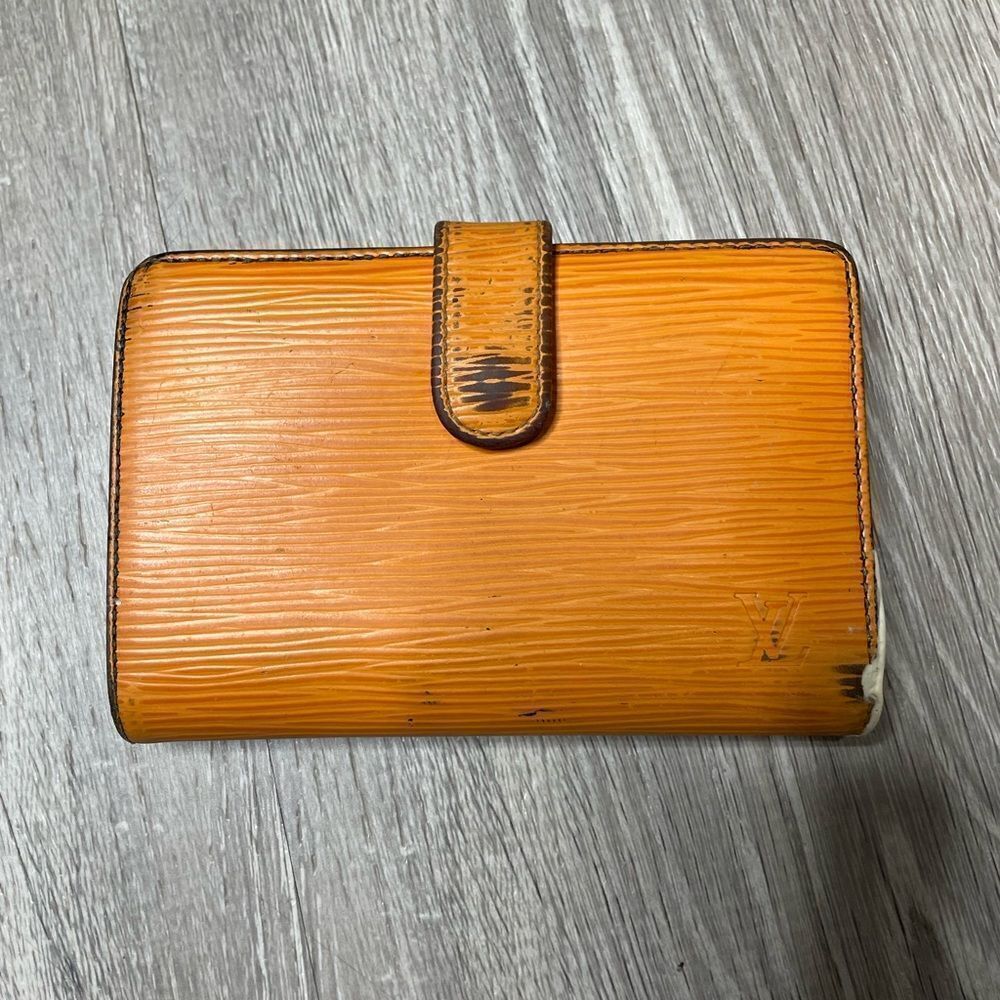Authentic Louis Vuitton Orange Kisslock Wallet